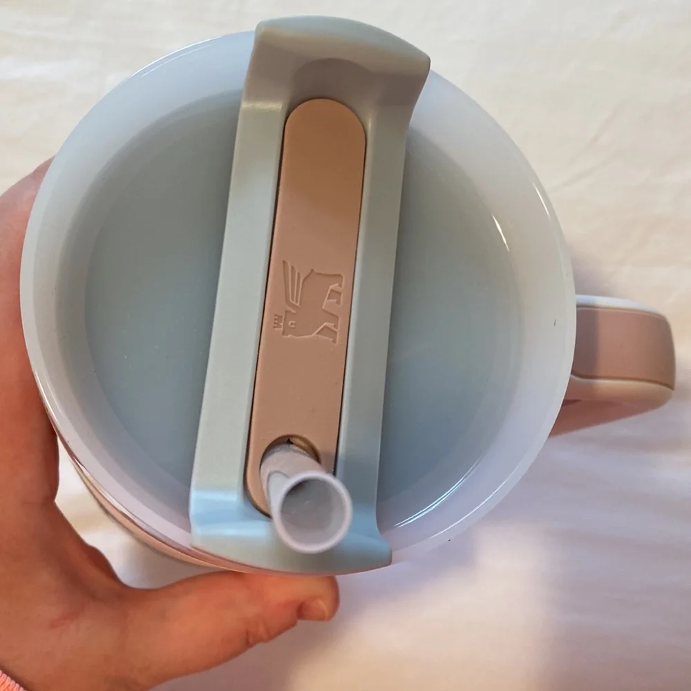 NWT Stanley 40 oz Quencher - Picture 7 of 10